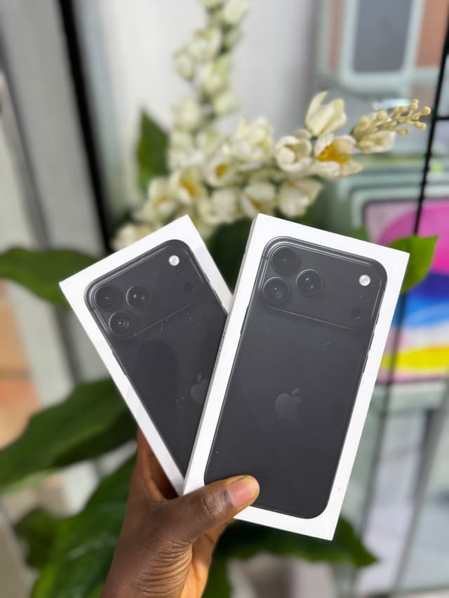 Brand new iPhone 18 pro max 256gb physical sim